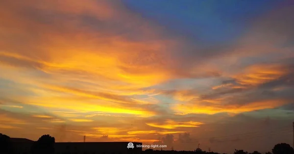 Blink Flood Light Review - Blinking Light