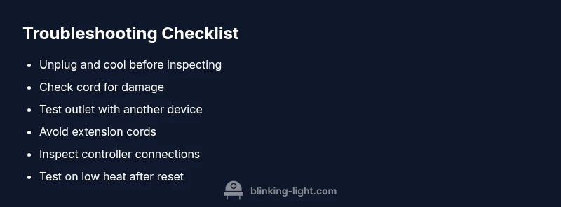 Checklist infographic for troubleshooting a blinking heated blanket indicator