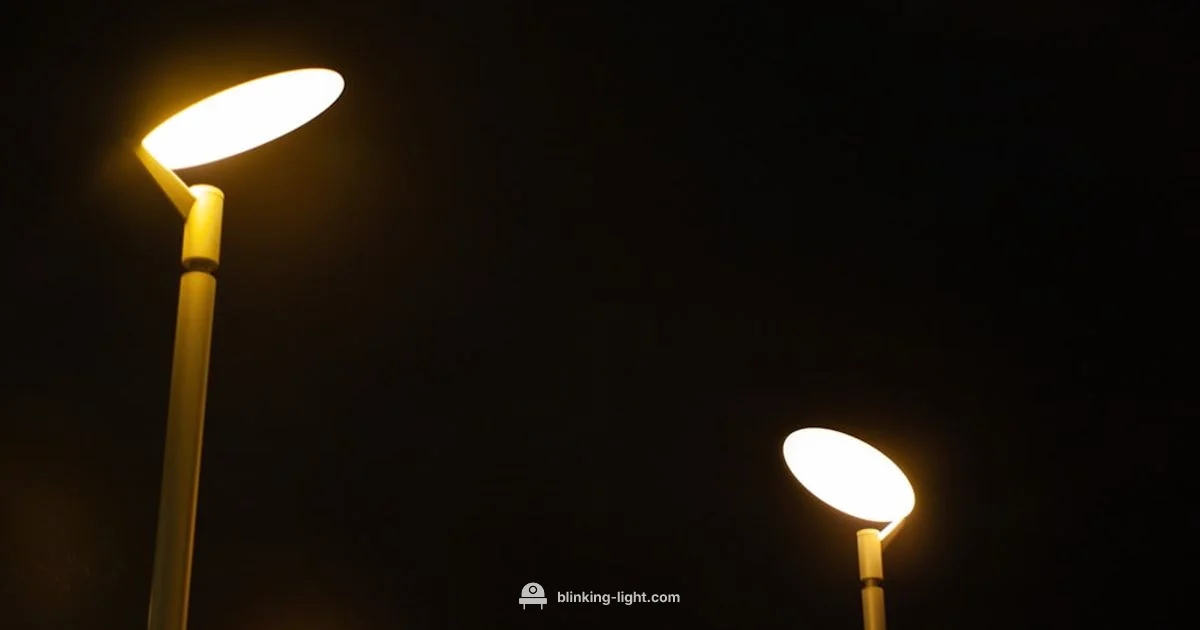 Lightning vs Flashing - Blinking Light