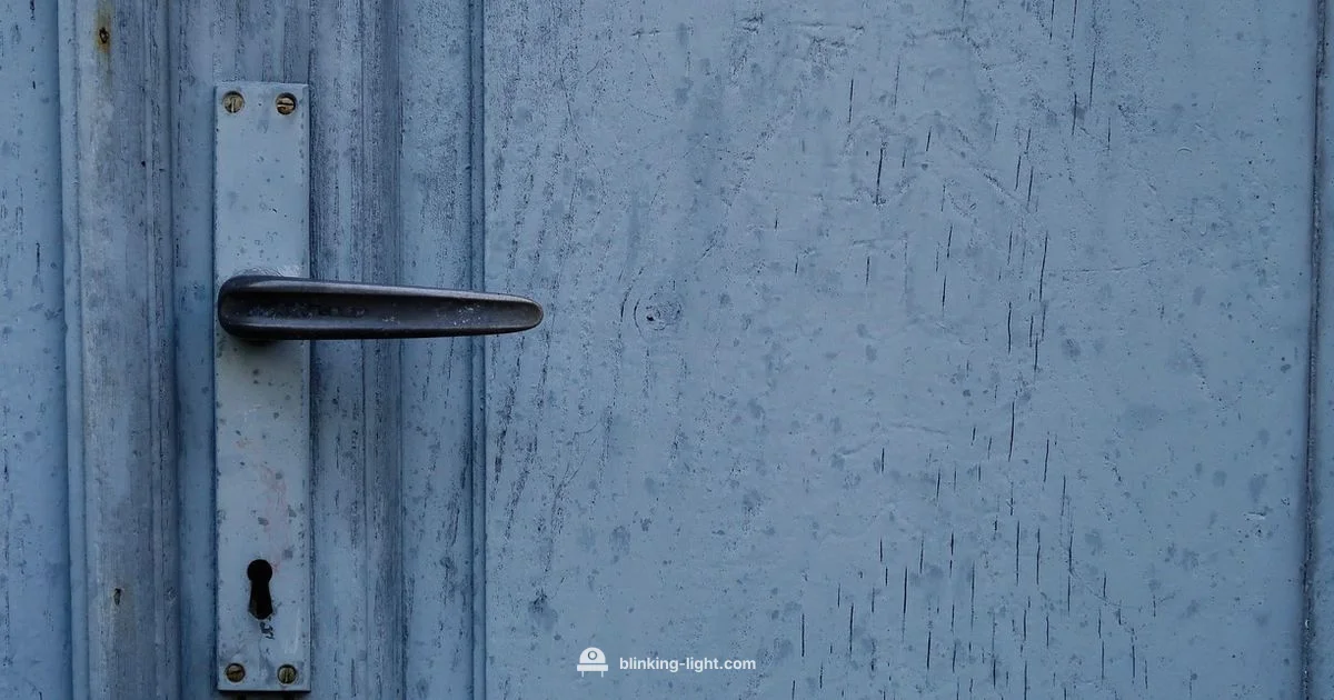 Schlage Yellow Blink - Blinking Light